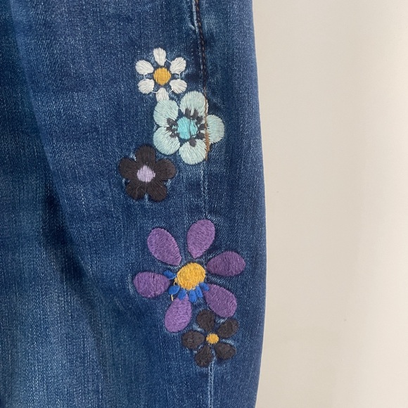 Blue Boot Cut Jeans with Floral Embroidery - Picture 3 of 7